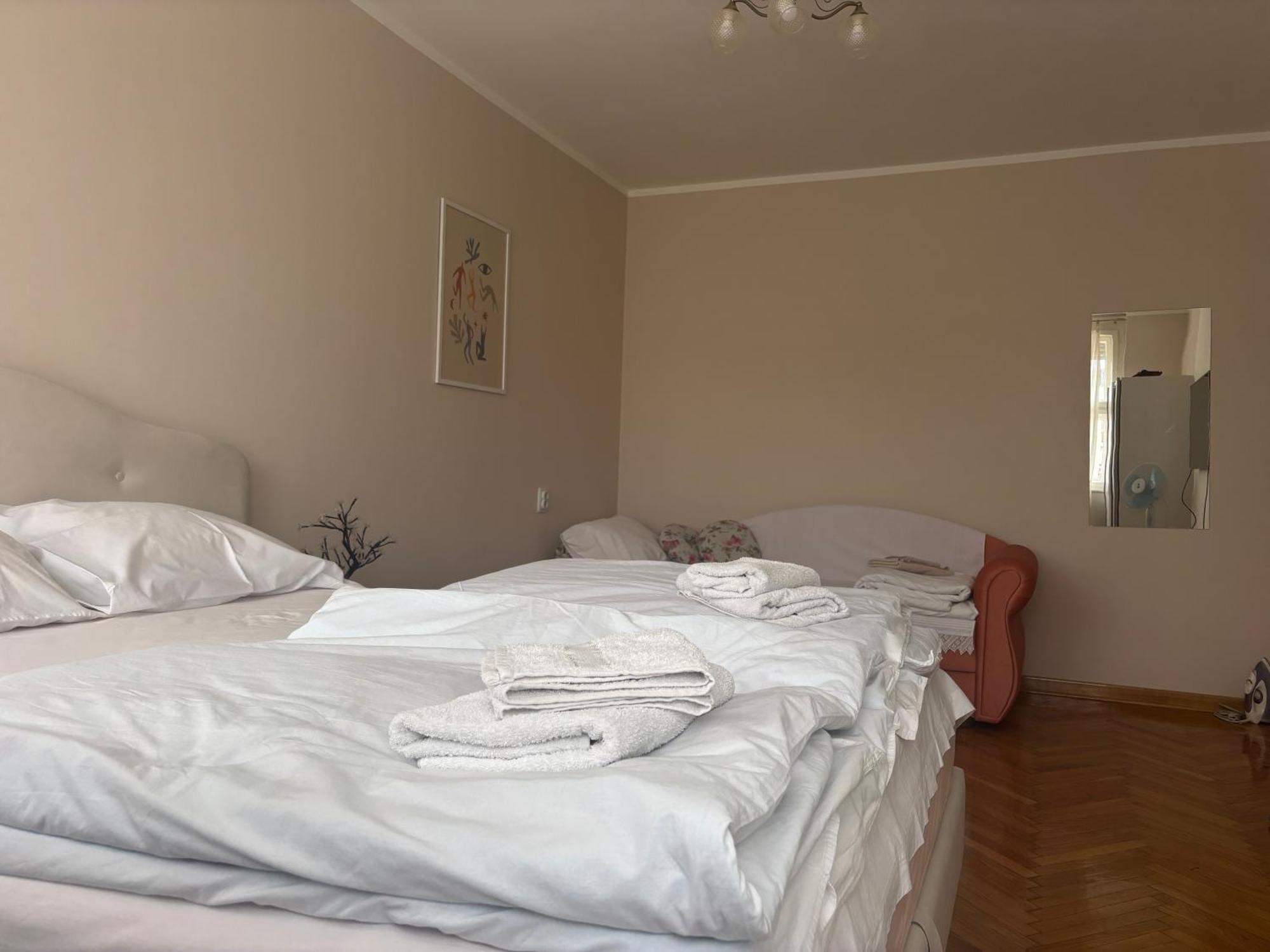 פירוט Red Square Apartment מראה חיצוני תמונה
