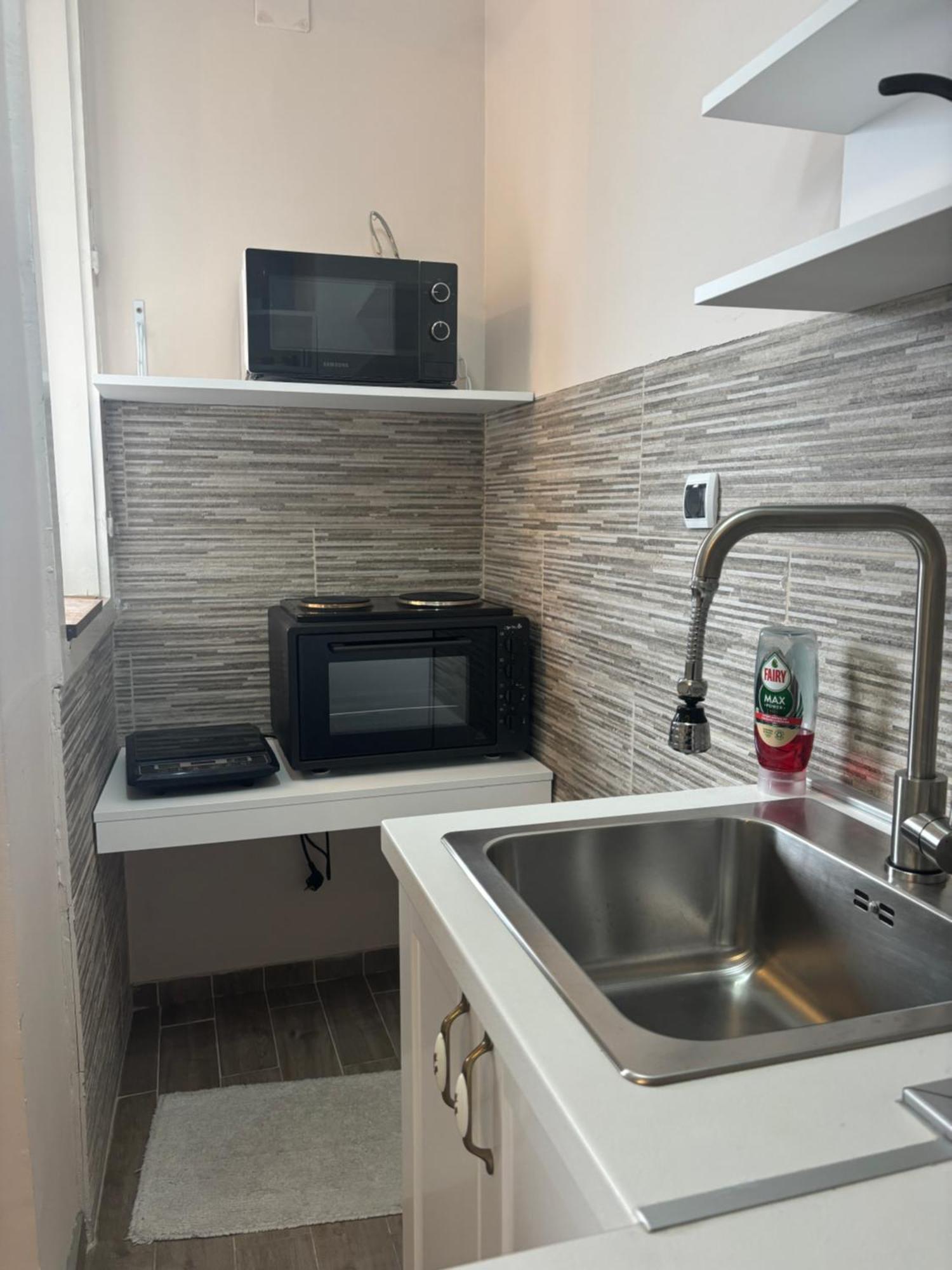 פירוט Red Square Apartment מראה חיצוני תמונה